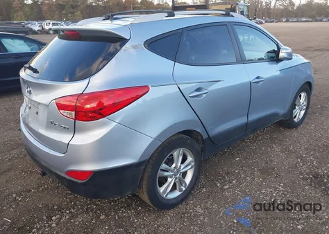 2013 Hyundai Tucson Gls z USA, uszkodzony, nr VIN KM8JU3AC5DU686341